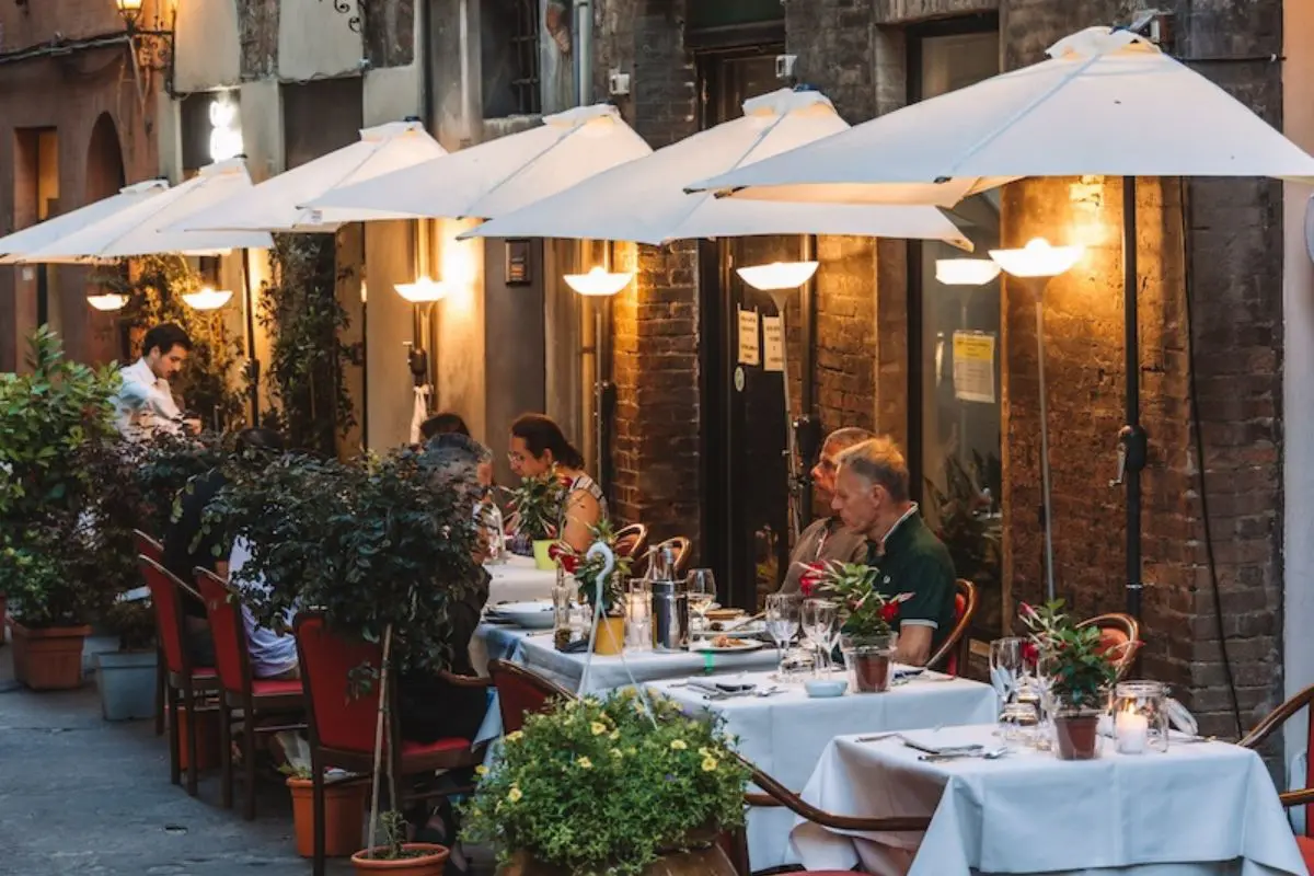 gezellig terrasserie in Siena, Toscane